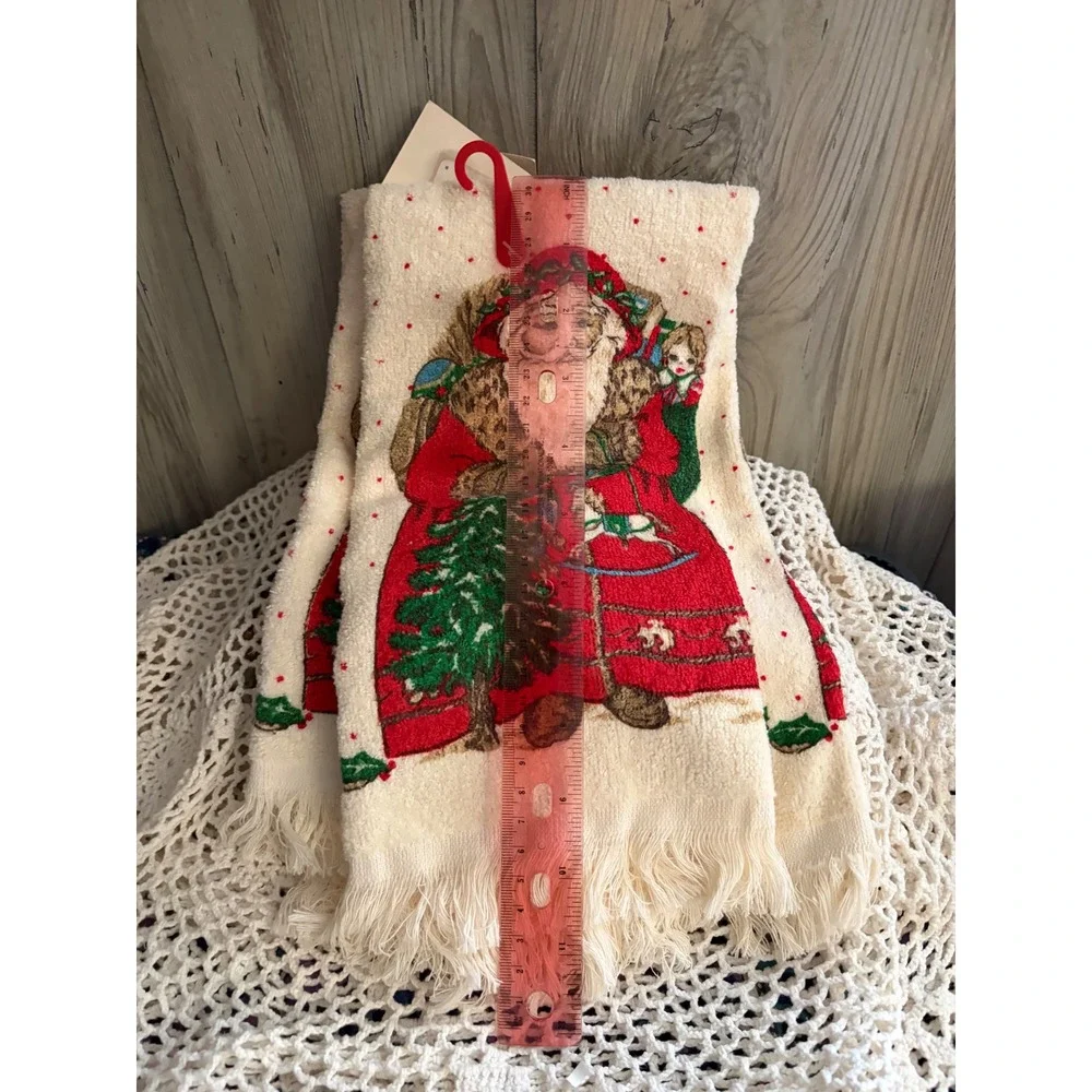 Vintage Seasons Greetings Santa Claus Christmas Hand Towels Set of 2 Cream Red